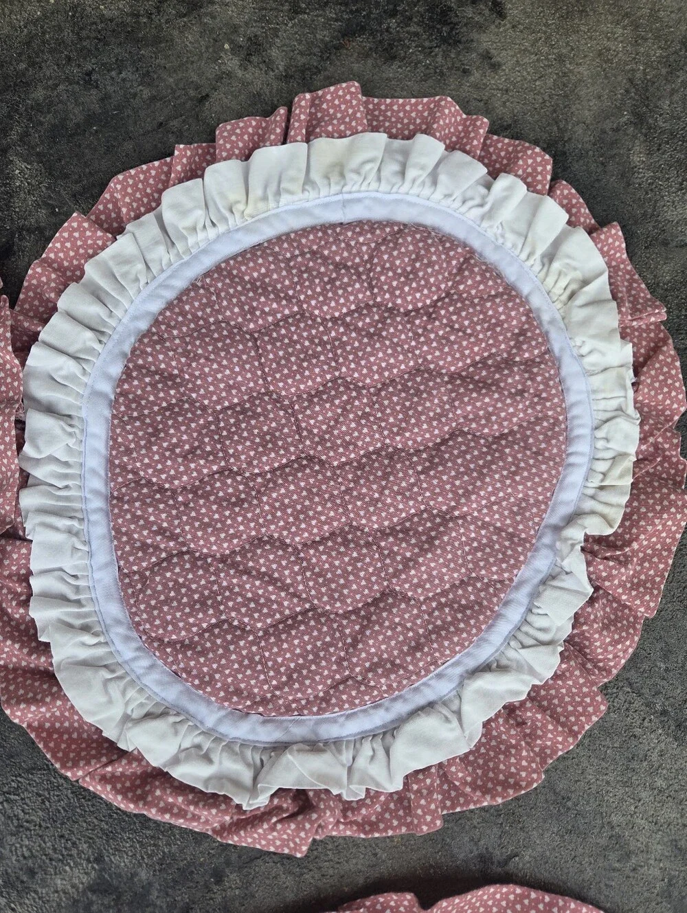 Vintage Dusty Rose Heart Quilted Oval Placemat Set with White Ruffle- Set Of 8